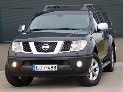 NISSAN NAVARA 4WD Double 2.5D SE (Automata) Alvázról fotók a hirdetésben