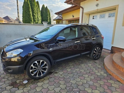 NISSAN QASHQAI 1.6 Tekna FRISS MŰSZAKI TOLATÓKAMERA PANORÁMATETŐ!