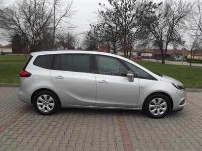 OPEL ZAFIRA TOURER 1.4 T Active 99.605 km!!!