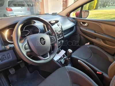 RENAULT CLIO 1.2 16V Life 36 E. KM!!