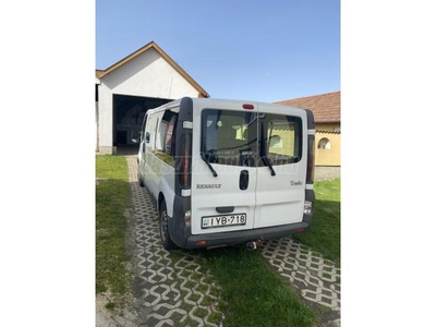 RENAULT TRAFIC 1.9 dCi L1H1 Passenger