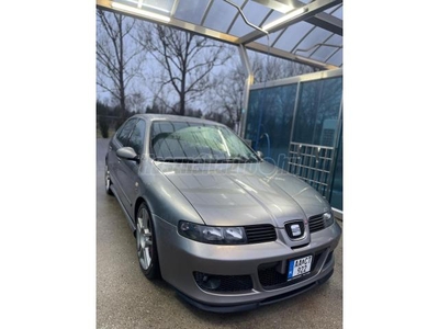 SEAT LEON 1.8 T 20V Cupra R