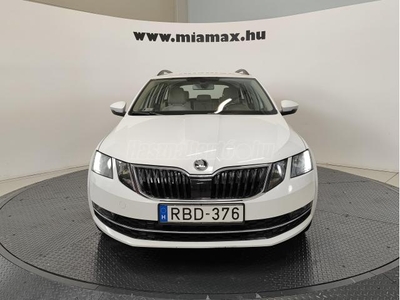 SKODA OCTAVIA Combi 1.6 CR TDI Style DSG Smartlink+ magyar. 1 tulaj. márkaszervizben szervizelt. ÁFA-s számla