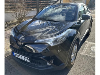 TOYOTA C-HR 1.2T Executive LED Premium pack 4WD CVT 88900km 4x4