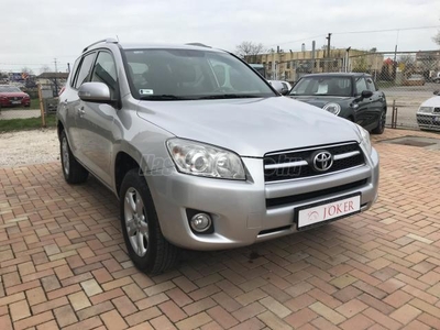 TOYOTA RAV 4 Rav4 2.2 D-4D 4x4 Executive BŐR ÜLÉSFŰTÉS