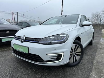 VOLKSWAGEN GOLF VII e-Golf Navigáció//Elől-hátul parkolóradar/Tempomat/Frissen szervizelve