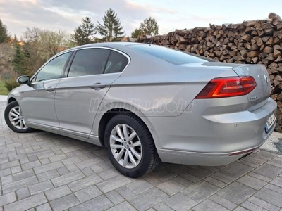 VOLKSWAGEN PASSAT VIII 2.0 TDI BMT SCR Comfortline 4Motion DSG