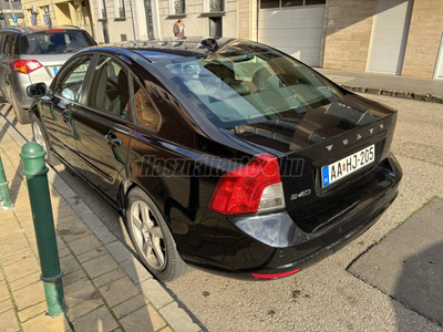 VOLVO S40 1.6 Momentum