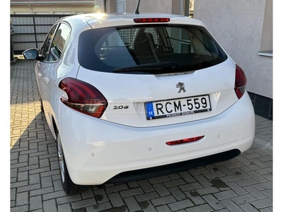 PEUGEOT 208 1.6 BlueHDi Van Active zárt kisteherautó