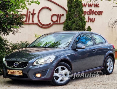 VOLVO C30