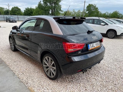 AUDI A1 1.4 TFSI Attraction S-tronic 3xS-LINE