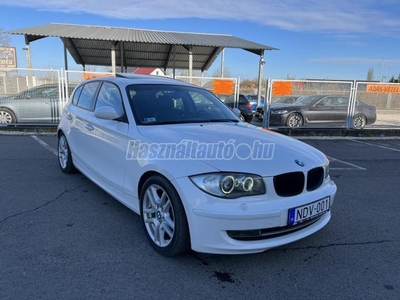 BMW 118d (Automata) N.TETŐ/BI-XENON/FÉLBŐR//8 KERÉK/MEGKÍMÉLT!