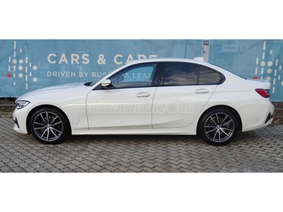 BMW 3-AS SOROZAT 320d xDrive Luxury (Automata) MO-i gépjármű/Garantált km/Első tulajtól/ÁFÁ-S/Garanciával!