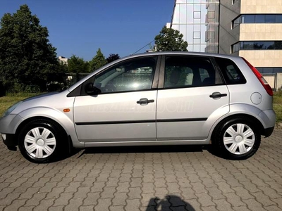 FORD FIESTA 1.4 Comfort /130 ezer km!!!/2.tulaj/friss vizsga/szervízkönyv/korróziómentes/klíma/szervó