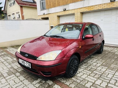 FORD FOCUS 1.4 Ambiente