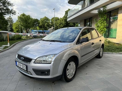 FORD FOCUS 1.4 Ambiente