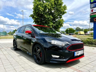 FORD FOCUS 1.5 EcoBoost ST-Line Black Legjobb vétel!