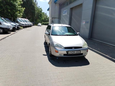 FORD FOCUS 1.6 Ambiente