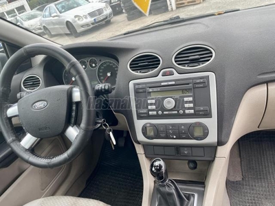 FORD FOCUS 1.6 Comfort