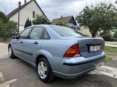 FORD FOCUS 1.6 Fresh