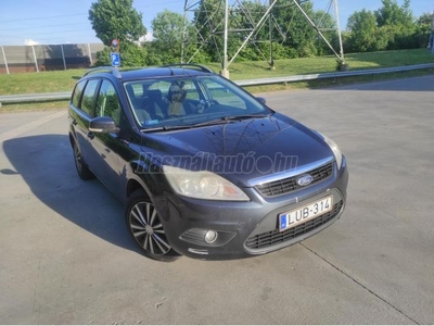 FORD FOCUS 1.6 Trend