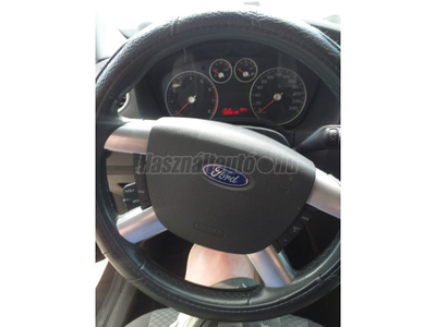 FORD FOCUS 1.8 FFV Trend