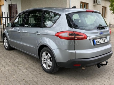 FORD S-MAX 2.0 TDCi Titanium