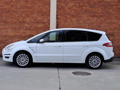 FORD S-MAX 2.0 TDCi Titanium Powershift FEJTÁMLA MONITOR-TÁVTARTÓ-XENON-NAVI-HOLTTÉR-SÁVVÁLTÓ-MEMÓRIA-7SZEMÉLY-8KERÉK