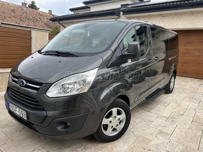 FORD TRANSIT Tourneo Custom 2.2 TDCi 300 LWB Titanium