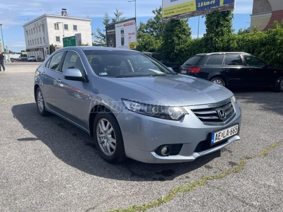 HONDA ACCORD 2.0 Elegance GYÁRI FÉNYEZÉS+MÁRKASZERVIZBEN SZERVIZELT+SÉRÜLÉSMENTES+'TULAJ