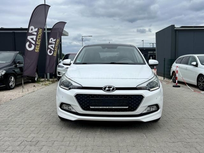 HYUNDAI I20 1.4 Go! Brasil Sport Gyári fényezés/ Panorámatető/Ülésfűtés/Téli+nyári kerékgarnitúra/