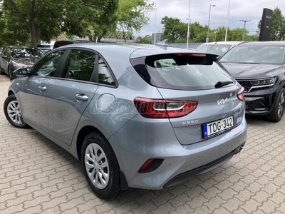 KIA CEE'D Ceed 1.0 T-GDI Silver MY22-es modell. Magyar. Szervizkönyv. Kamera. Áfás