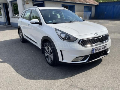 KIA NIRO HEV 1.6 GDI EX DCT HIBRID.NAVI.KAMERA.SÁVTARTÓ.KORMÁNYFŰTÉS.BI_XENON.TÖRÉSMENTES