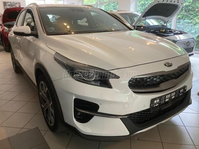 KIA XCEED 1.6 GDI PHEV Platinum DCT