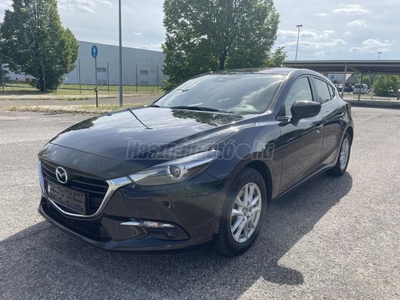 MAZDA 3 Hatchback 2.0 Skyactiv MEGKÍMÉLT ÁLLAPOT/ TOLATÓ KAMERA/ KORMÁNY FŰTÉS/ HOLTTÉRFIGYELŐ RENDSZER