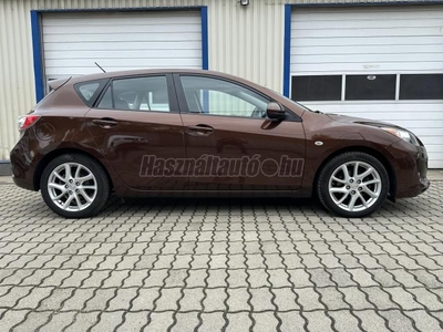 MAZDA 3 Sport 1.6 Takumi Tolató Radar-Ülés Fűtés-Tempomat!-Új Féktárcsák!