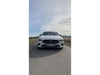 MERCEDES-BENZ CLA 180 7G-DCT