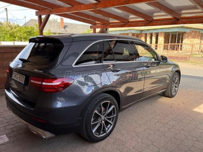 MERCEDES-BENZ GLC 250 d 4Matic 9G-TRONIC