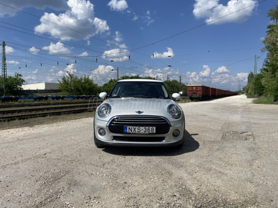 MINI COOPER 1.5(Automata)