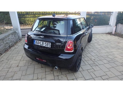 MINI MINI ONE 1.6 D 134e km Baker Street limited