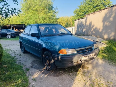 OPEL ASTRA F 1.4 16V Elegant