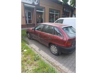 OPEL ASTRA F 1.6 16V GL