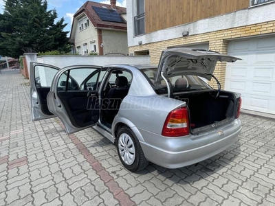 OPEL ASTRA G 1.4 16V Comfort SEDAN/MAGYARORSZAGI 2DB KULCS MEGKÍMÉLT ÁLLAPOTÚ AZONNAL ELVIHETŐ !!