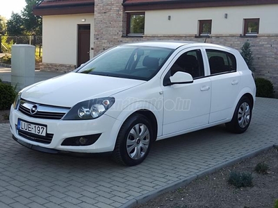 OPEL ASTRA H 1.4 Enjoy