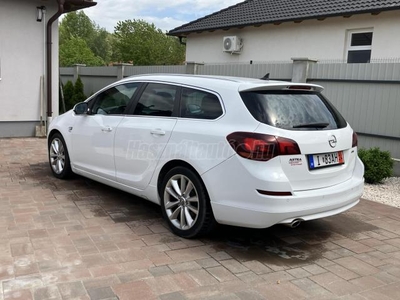 OPEL ASTRA J 2.0 CDTI Sport //PARKRADAR// ÚJSZERŰ ÁLLAPOT