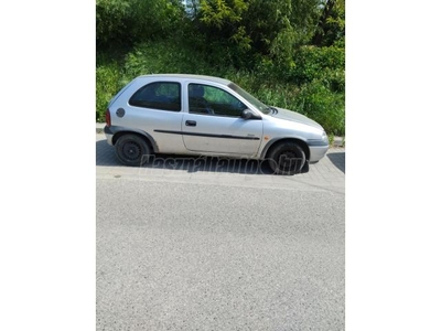 OPEL CORSA B 1.0i 12V Champion Plusz