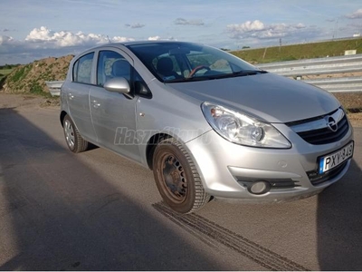 OPEL CORSA D 1.2 Cosmo