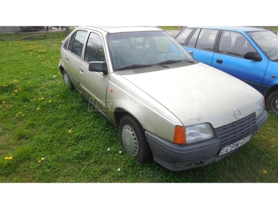 OPEL KADETT E 1.6 D LS