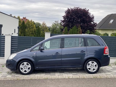 OPEL ZAFIRA 1.9 DTI Cosmo DUPLA NAPFÉNYTETŐ++7 SZEMÉLYES++FÉLBŐR BELSŐ++150LE