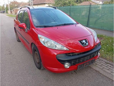 PEUGEOT 207 1.4 16V Urban PANORÁMATETŐ